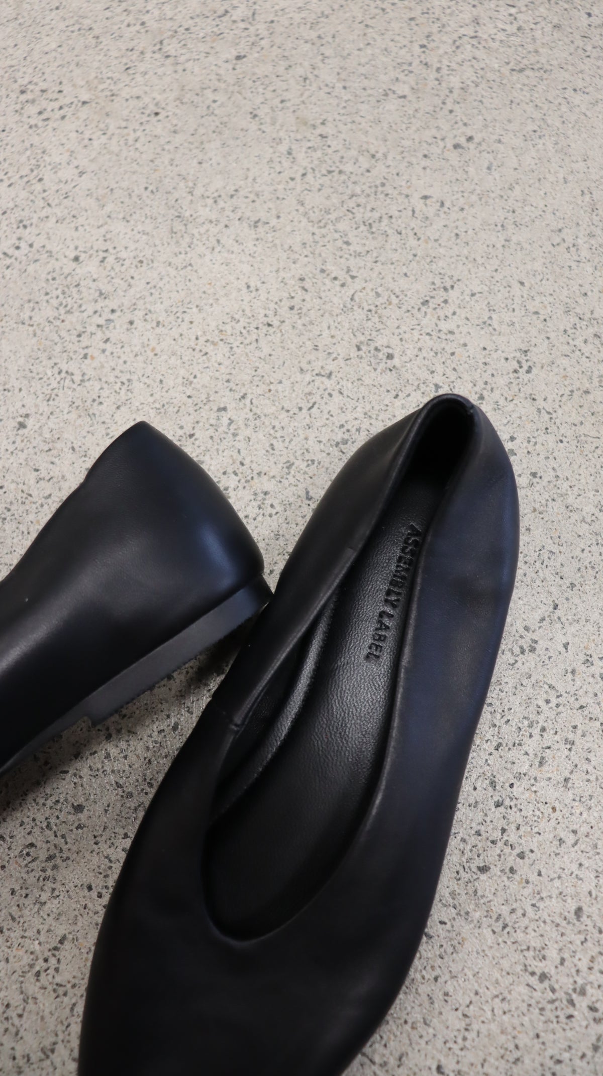 ASSEMBLY LABEL Flats 37