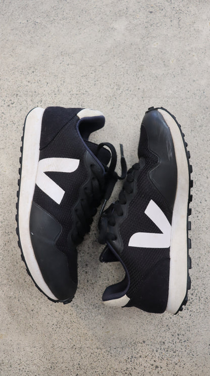 VEJA Sneaker 38