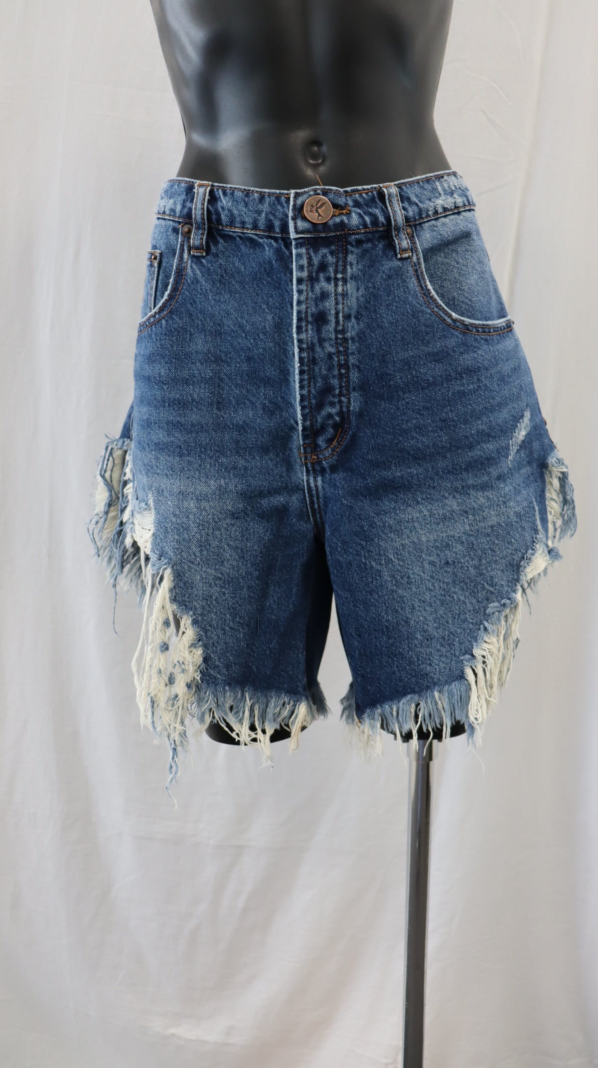 ONE TEASPOON Shorts 14