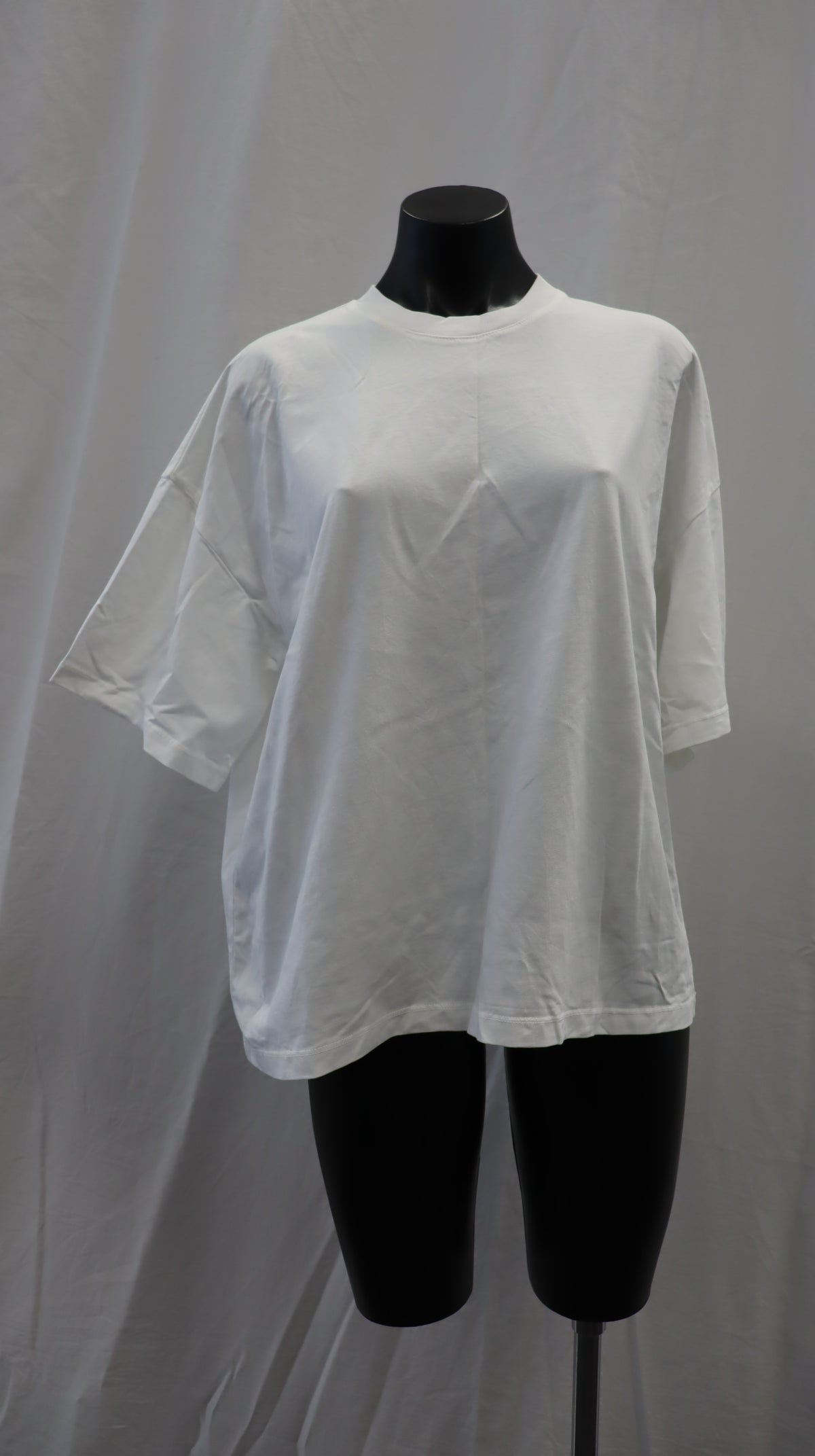 kowtow Tee S
