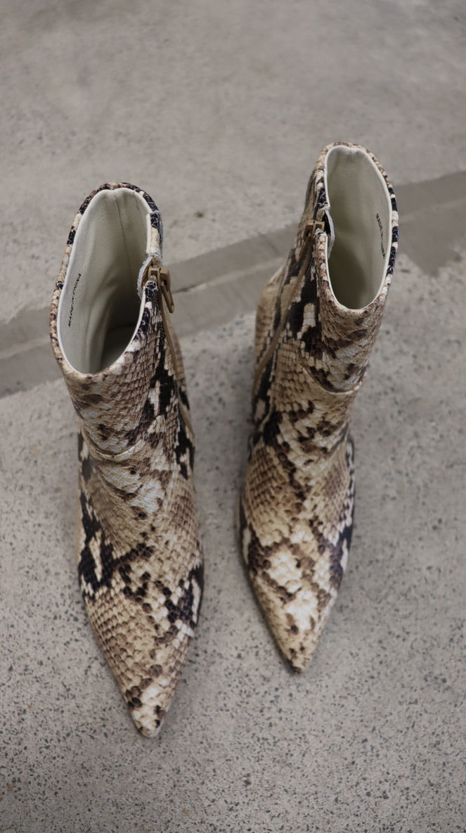 Zoe Kratzmann Boots 36