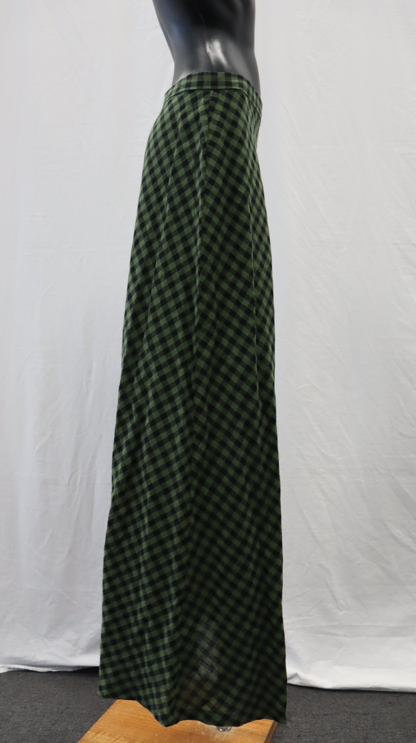 M A X Maxi Skirt 10