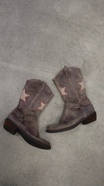 *NO TAG Boots 38
