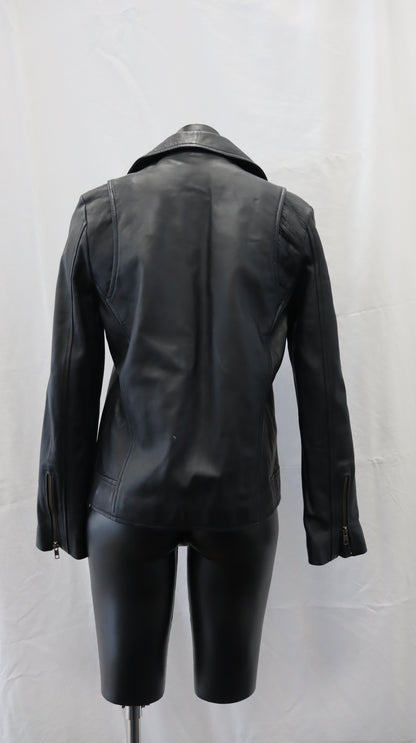 B L A K L U X E Jacket 14