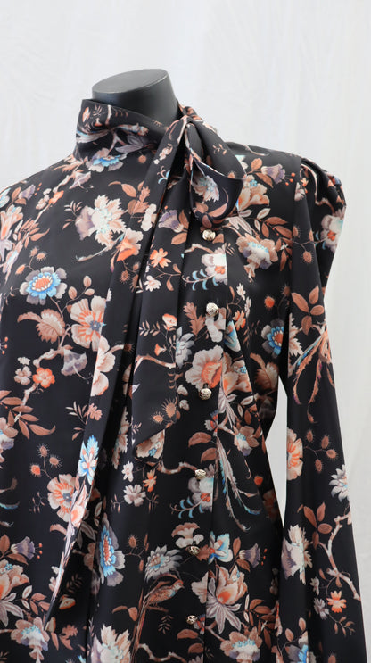 Yvonne Bennetti Button Up S - M