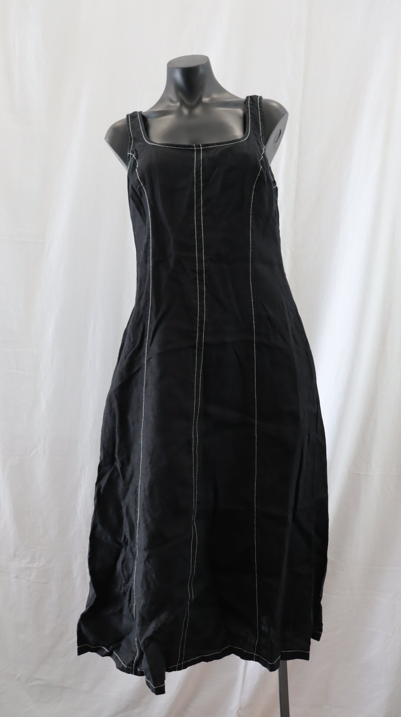 M A X Maxi Dress 10