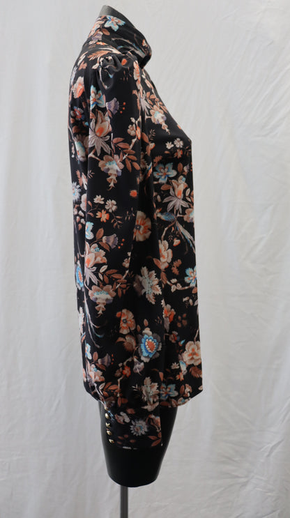 Yvonne Bennetti Button Up S - M
