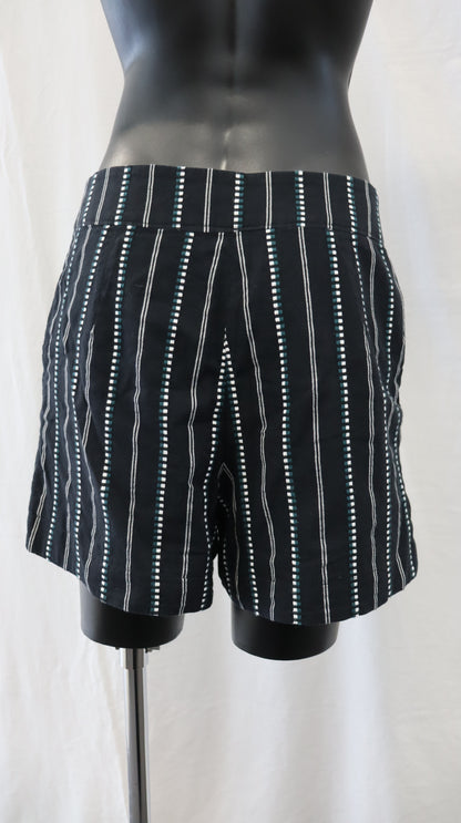 COUNTRY ROAD Shorts 8