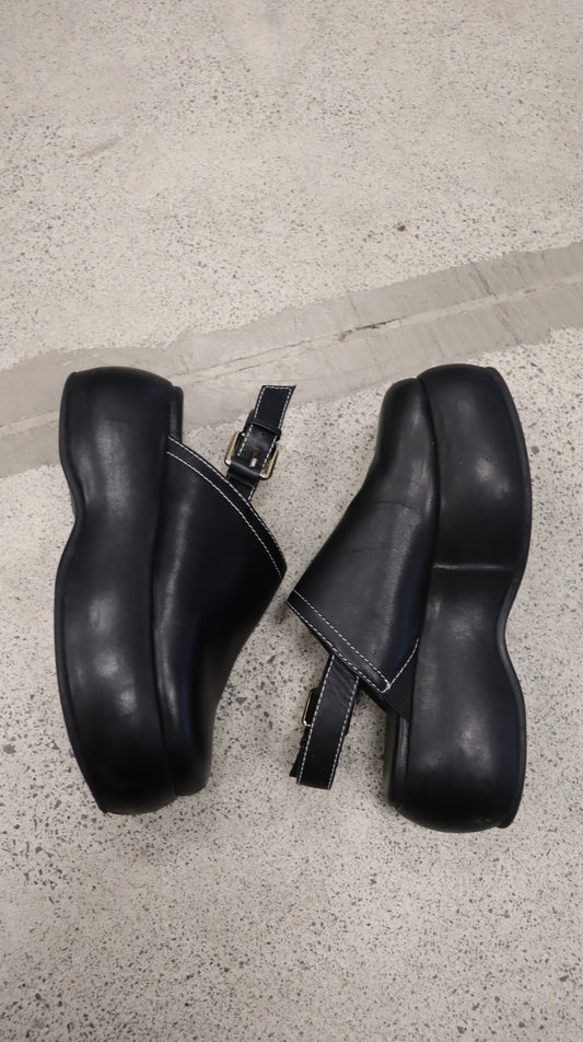 Bronwyn Loafer 38