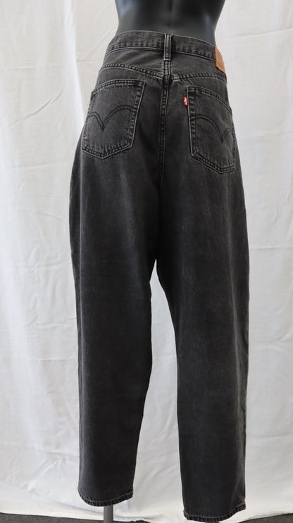 Levi Strauss & CO Jeans 13