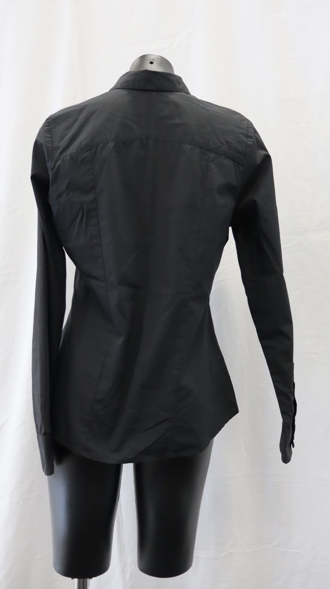 World Button Up M
