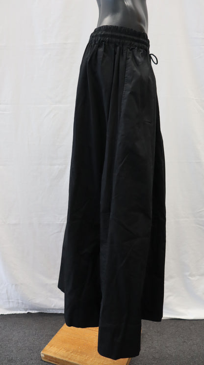 M A X Maxi Skirt M