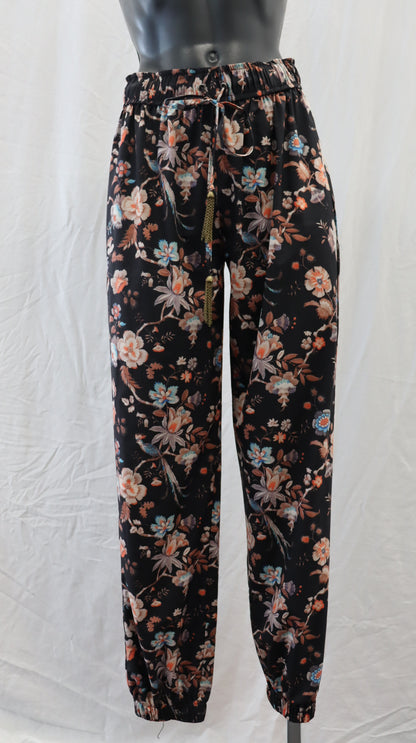 Yvonne Bennetti Pants xs