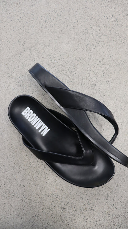 Bronwyn Sandals 40