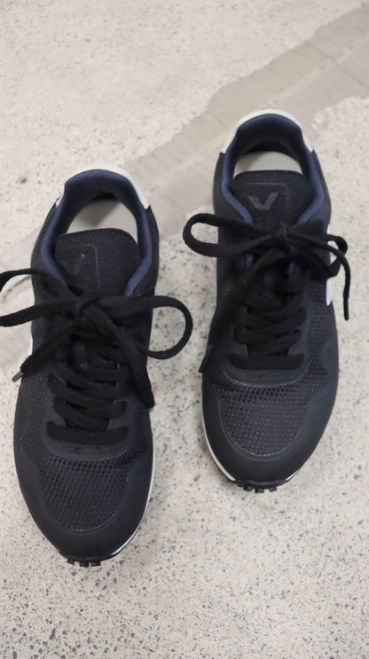 VEJA Sneaker 36