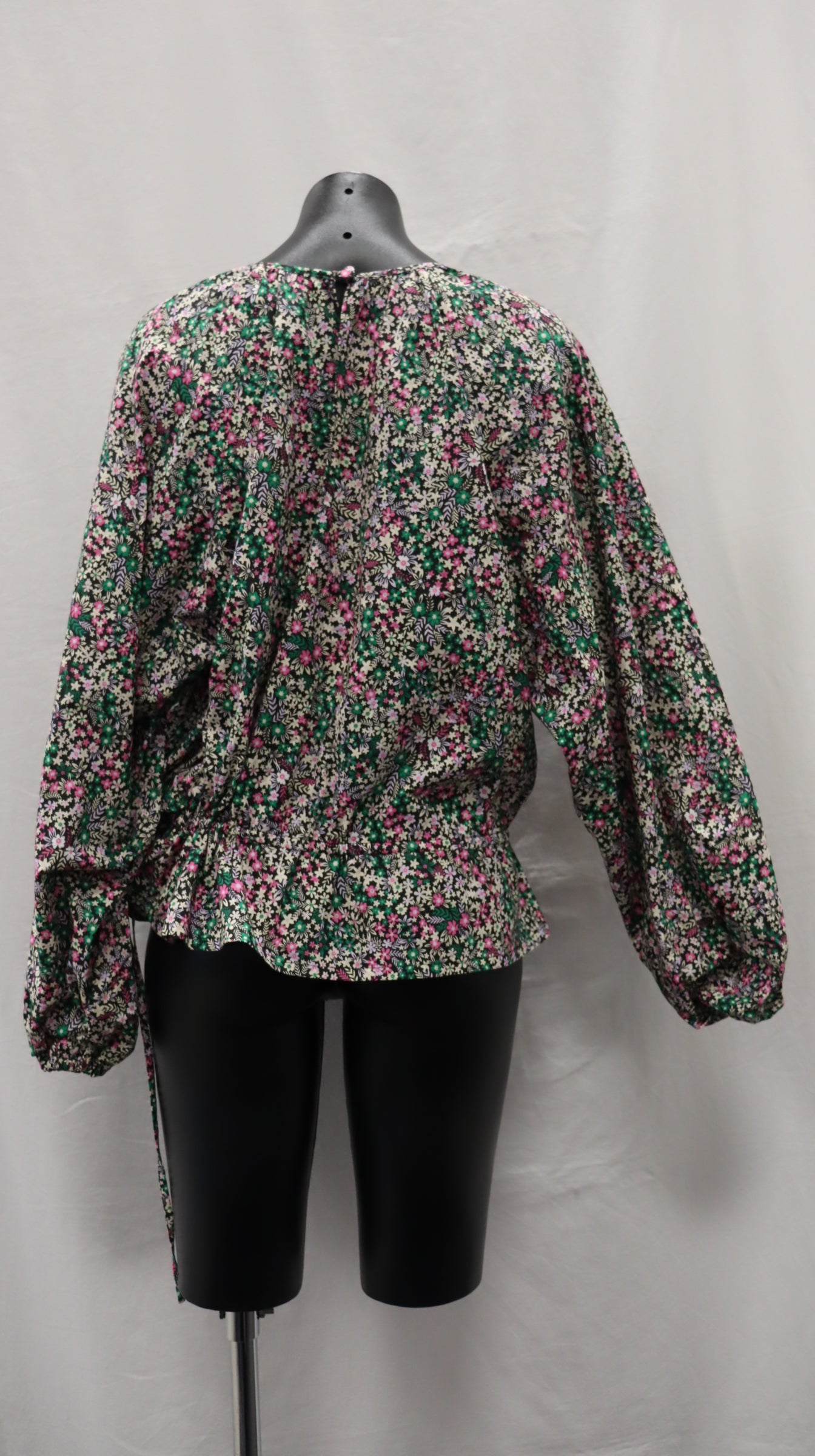 moochi Blouse 16