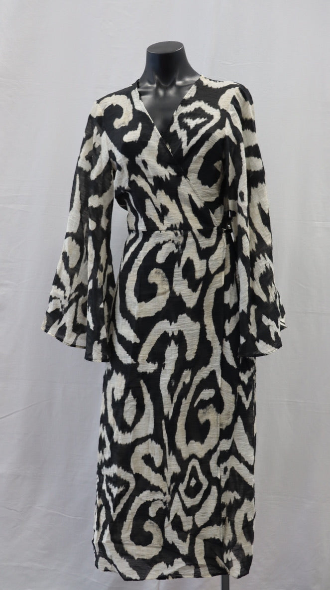 H & M Midi Dress S