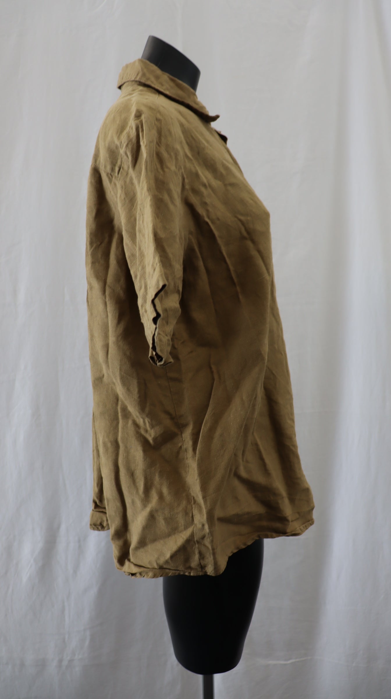 A&C Button Up M