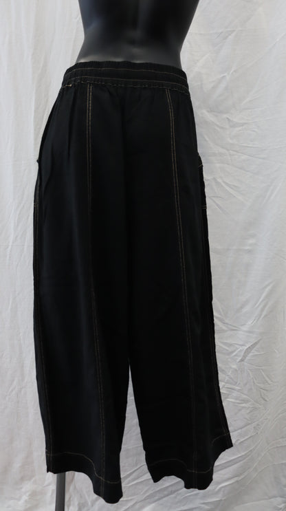 M A X Pants 12