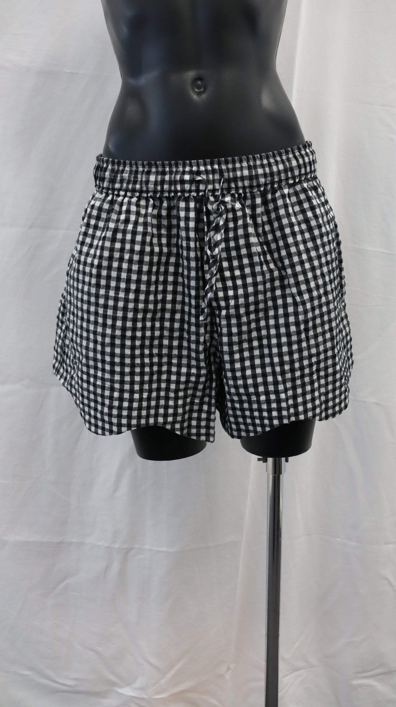 GANNI Shorts 10