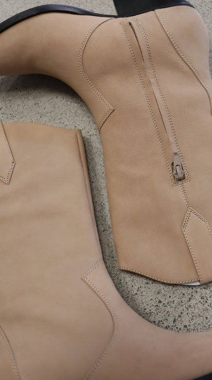 WITCHERY Boots 38