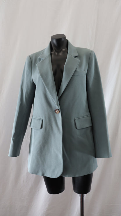 M A X Blazer 10