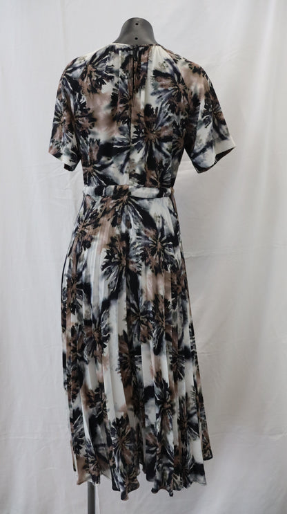 juliette hogan Midi Dress 6
