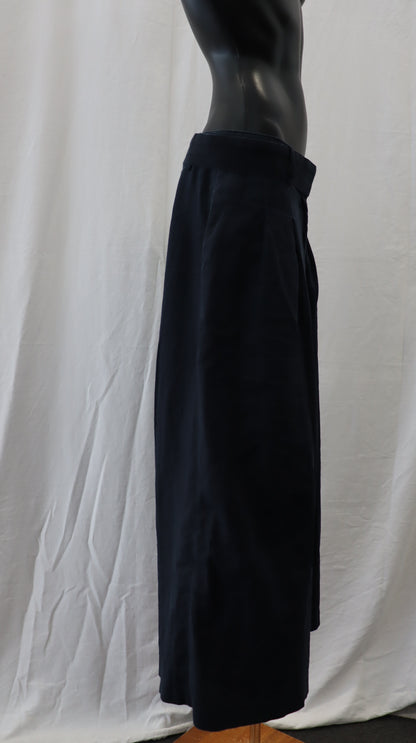 M A X Pants 14