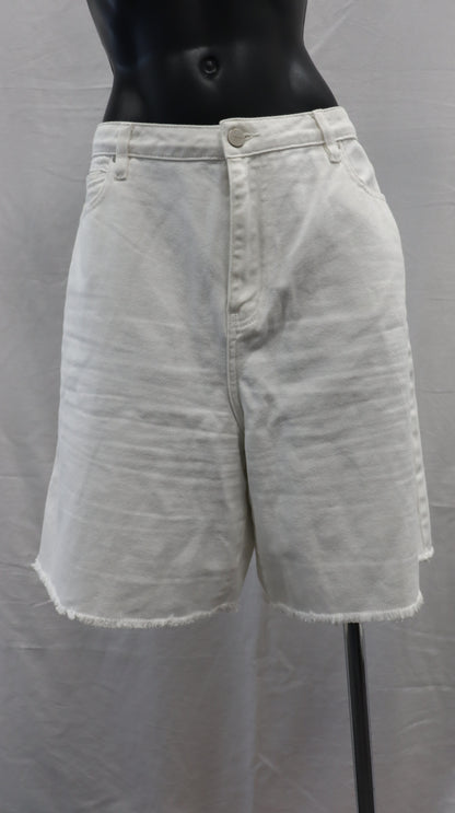 moochi Shorts 12