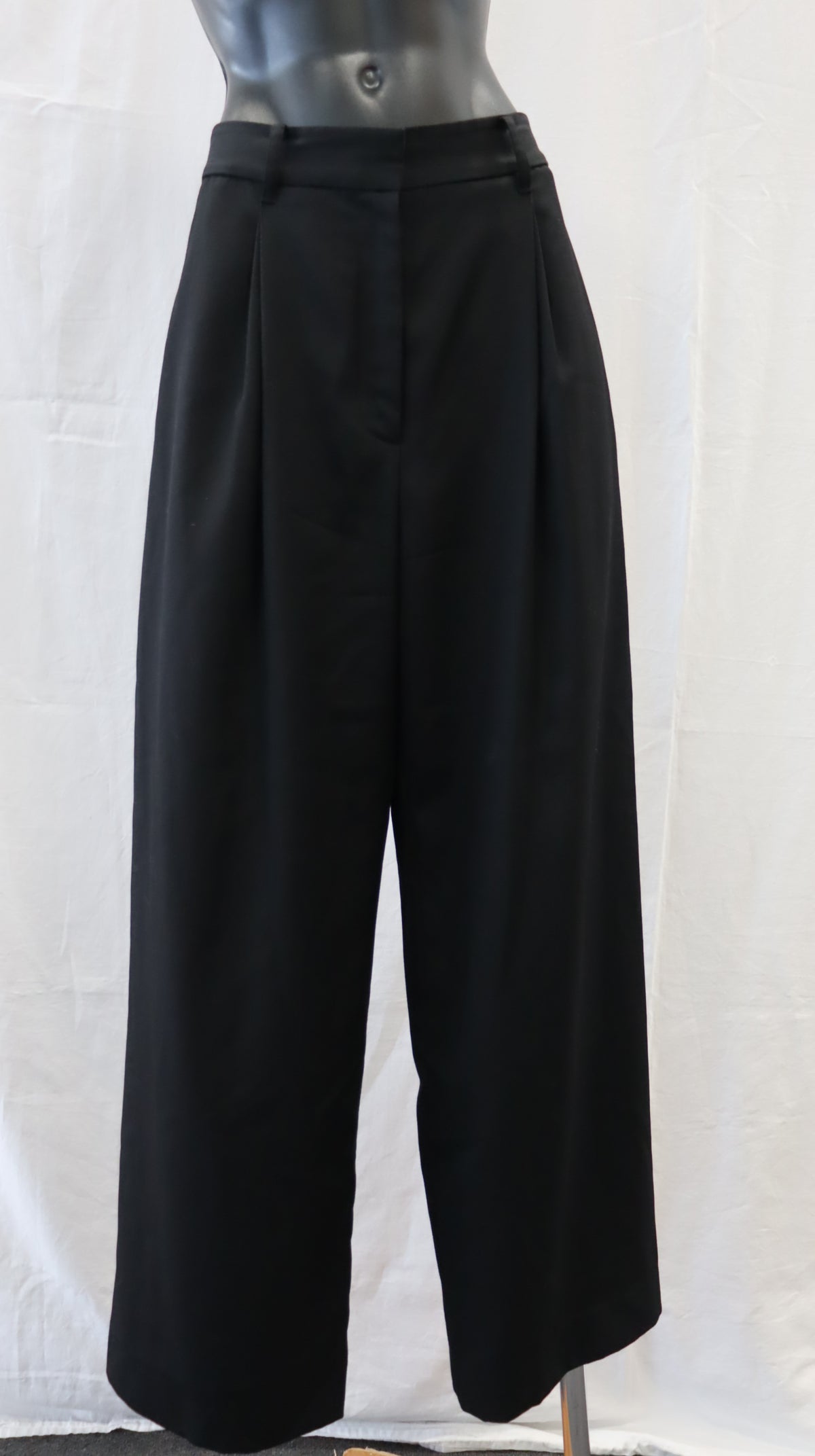 A.Emery Pants 10