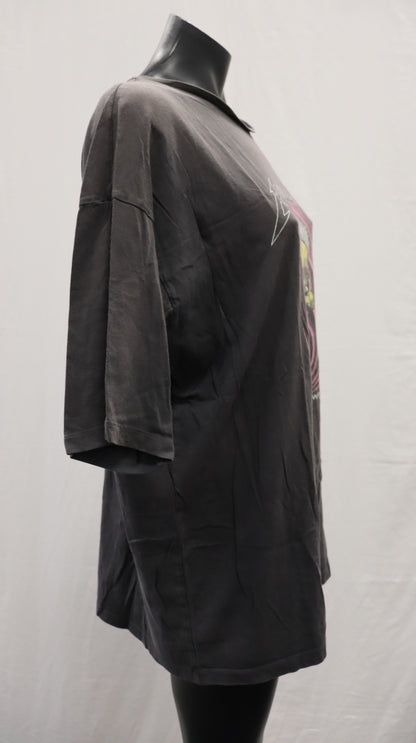 ROUGH STUDIOS Tee M - L