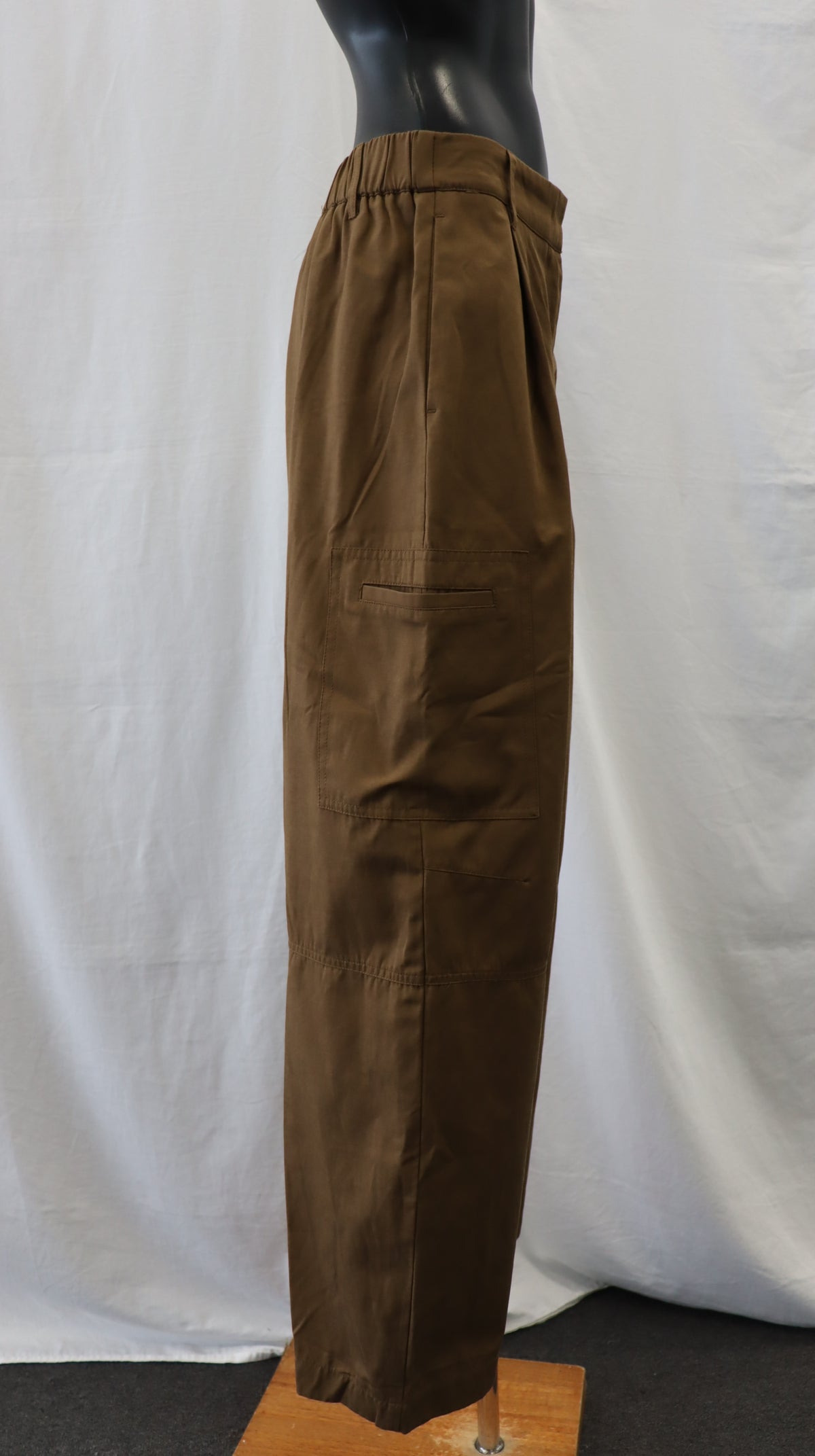 MINERAL Pants 10