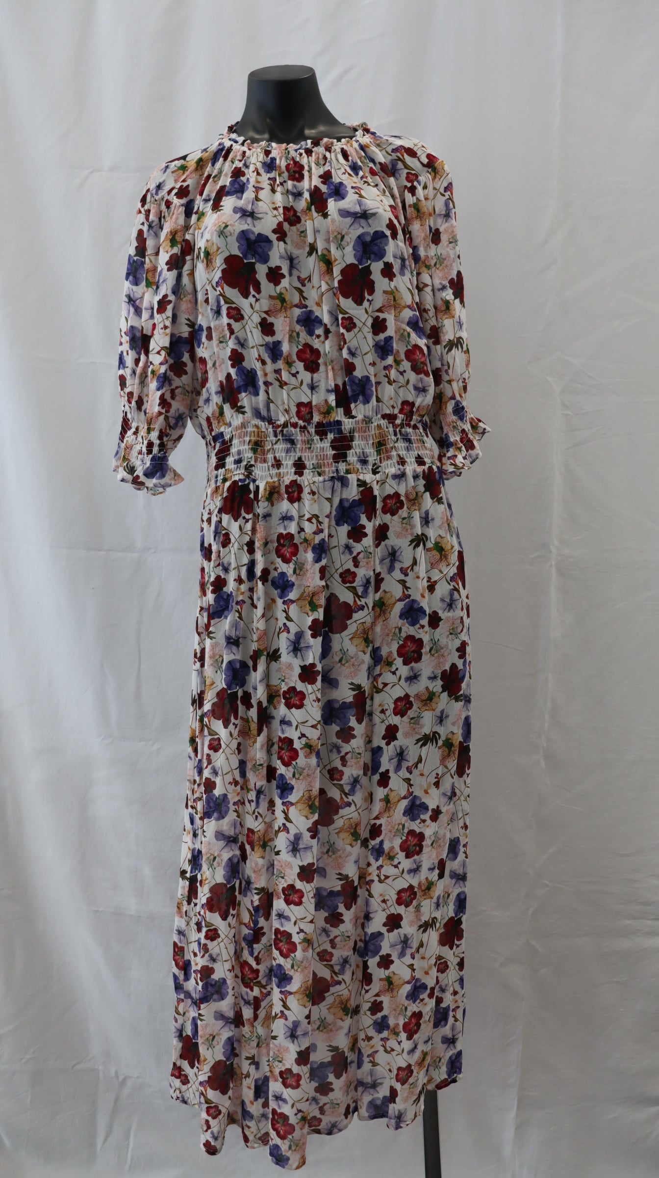 M A X Maxi Dress 18