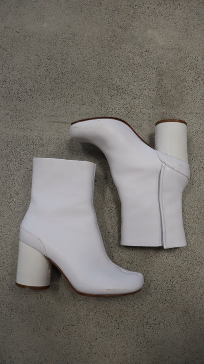 *NO TAG Boots 36