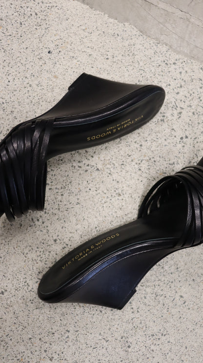 VIKTORIA WOODS Heels 37
