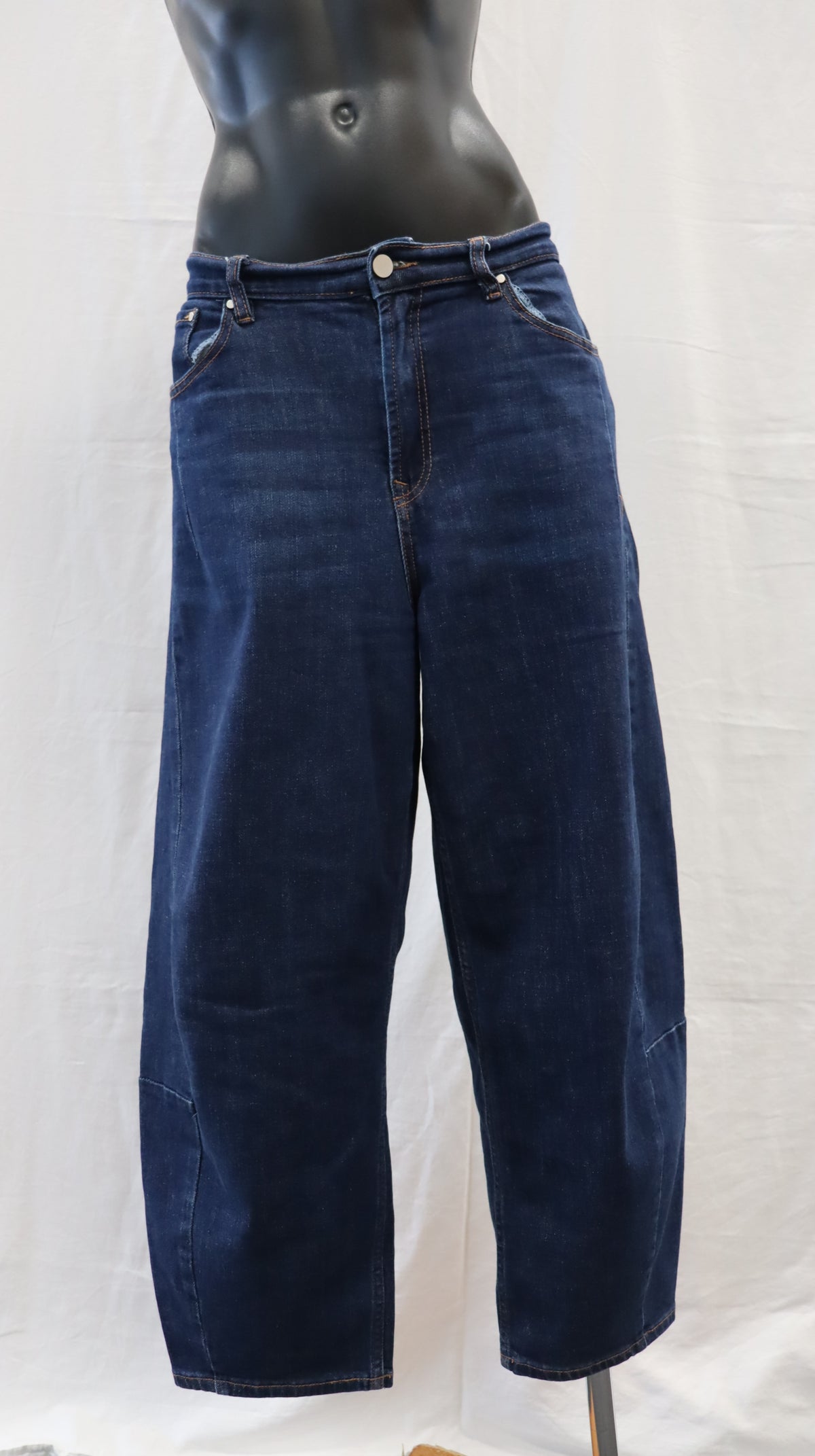 AMONG THE BRAVE Jeans 14