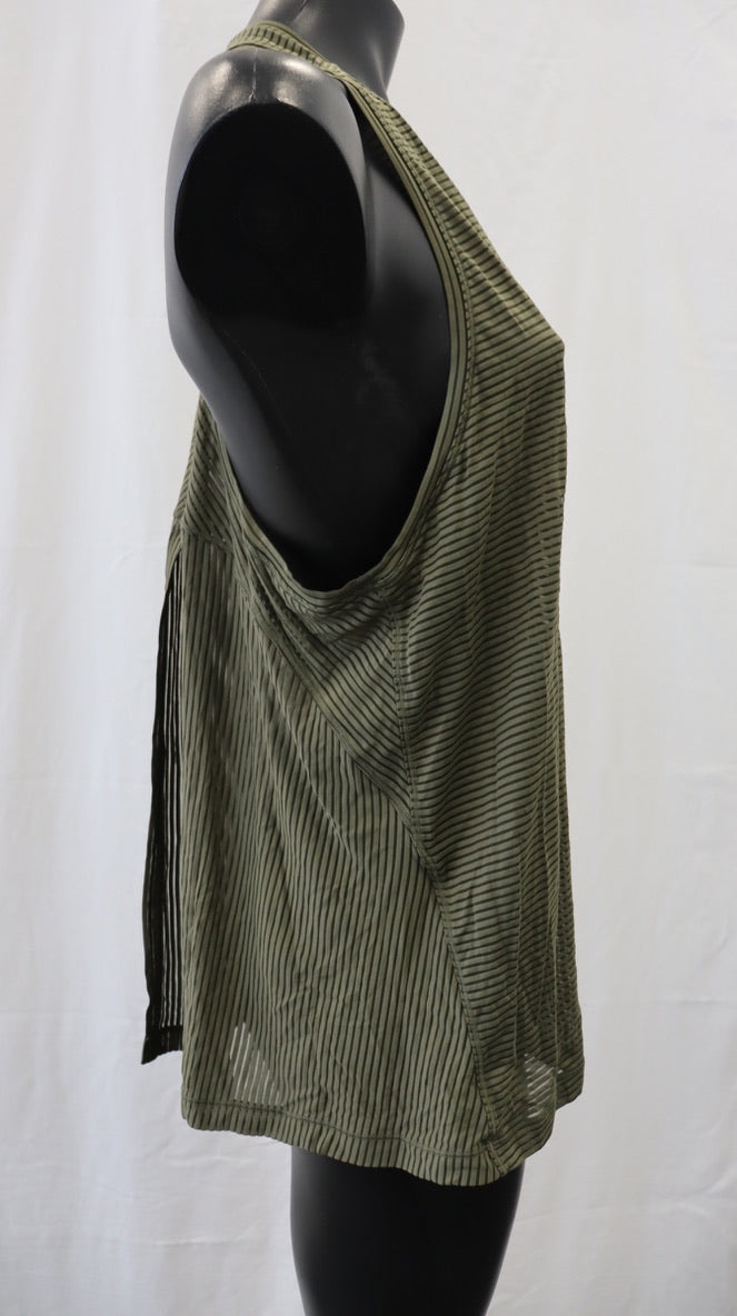 lululemon singlet M