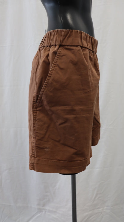 Calvin Klein Shorts L