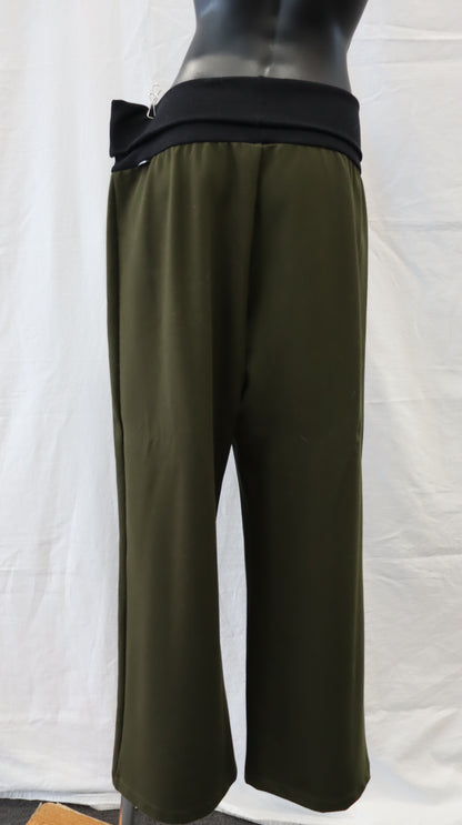 NES Pants XL