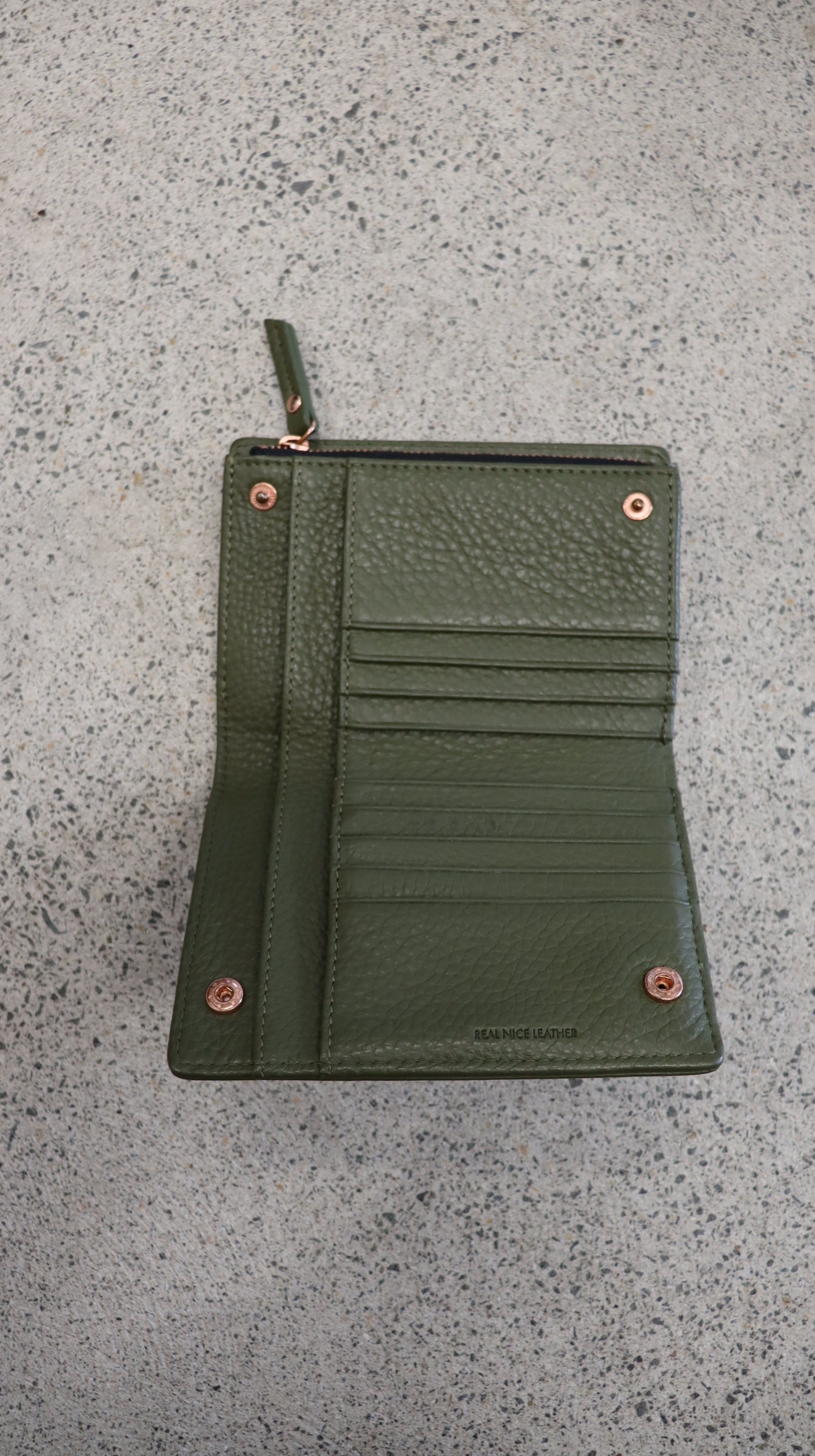 STATUS ANXIETY. Wallet N/A