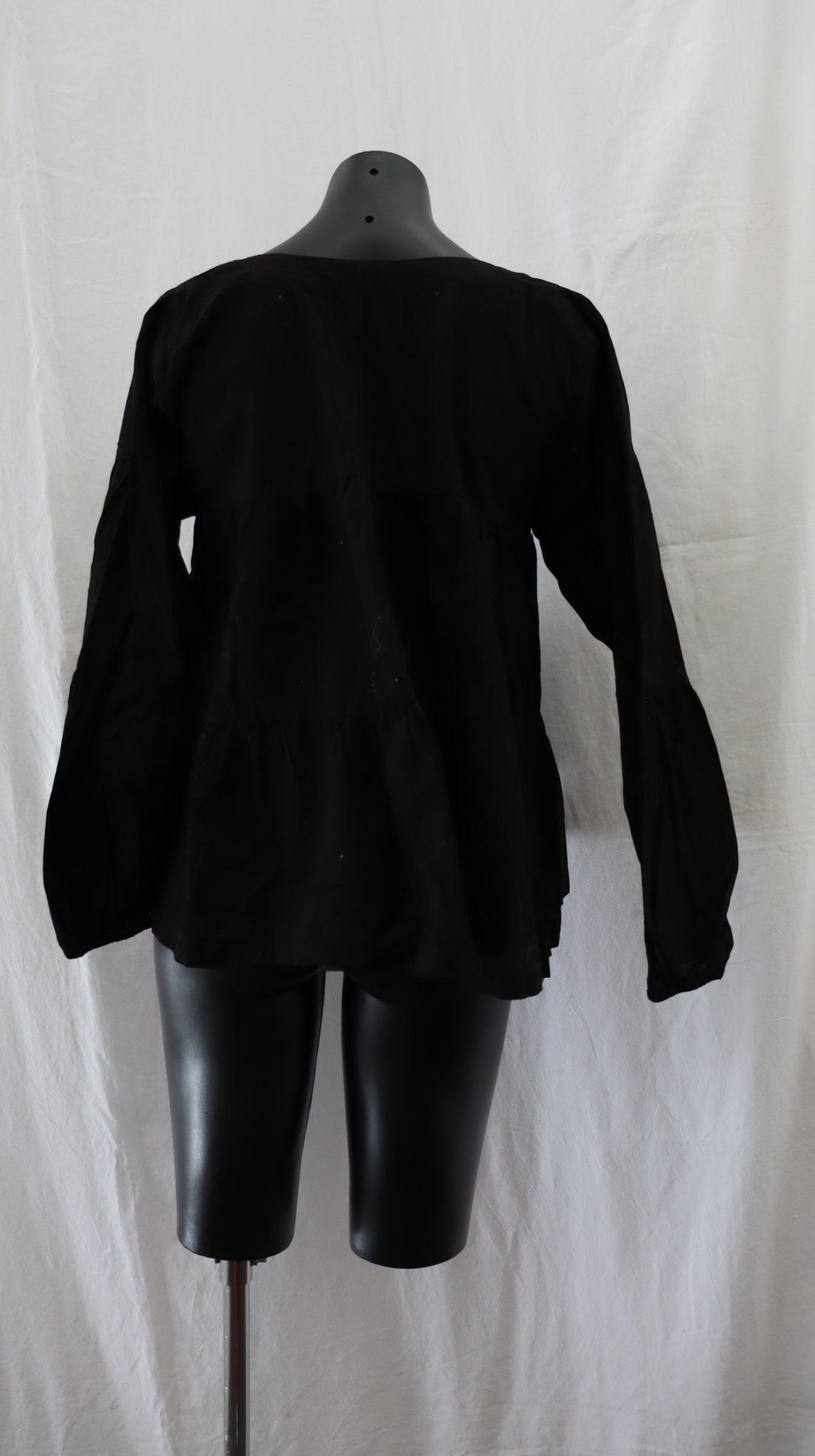 BLAK L O V E Blouse 10