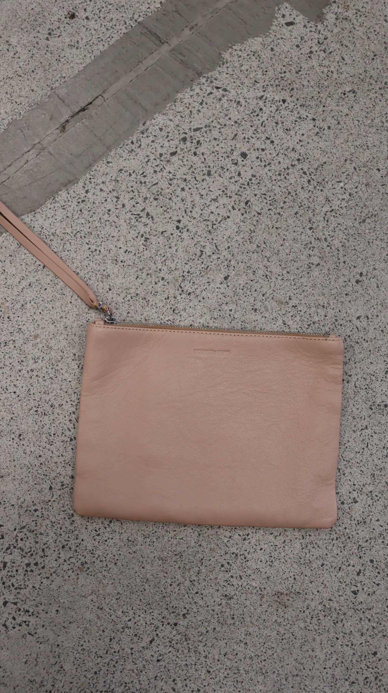 COUNTRY ROAD Clutch N/A