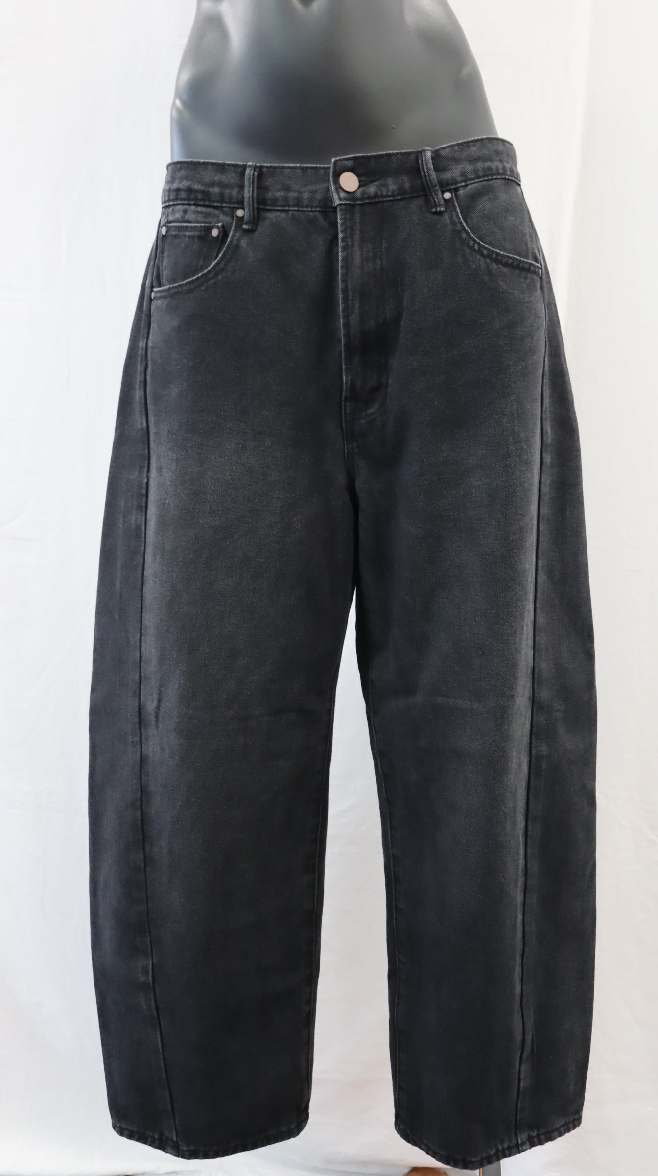 AMONG THE BRAVE Jeans 12