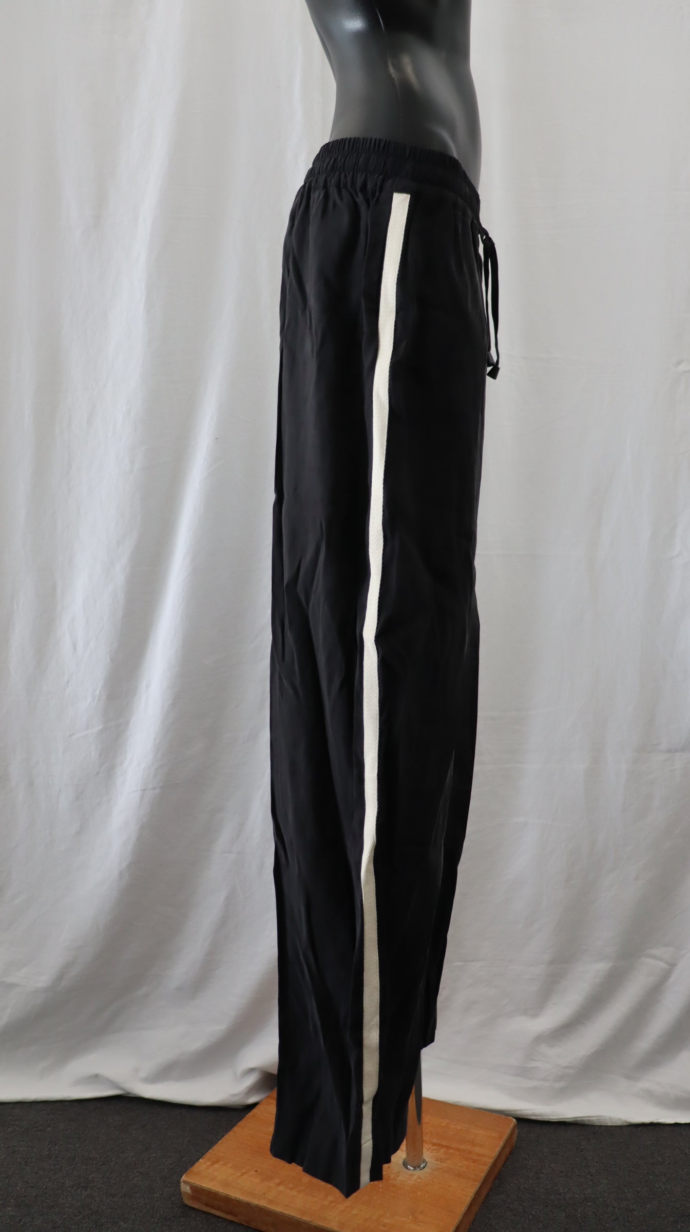 stories be told Pants 12