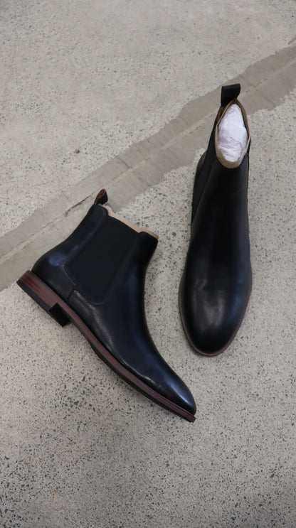 eos Boots 40