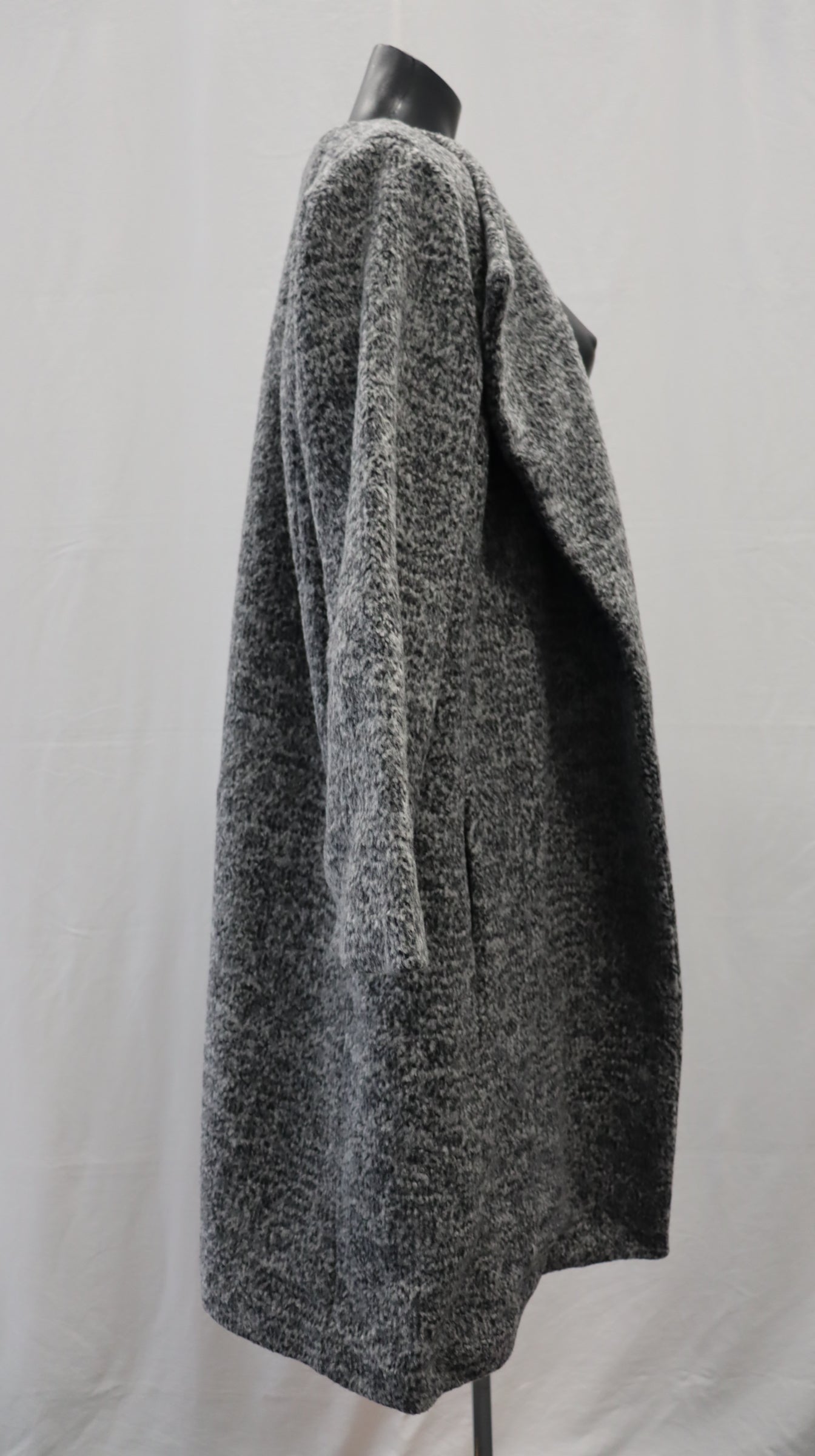 B L A K L U X E Coat 10