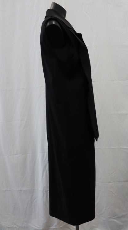 Taylor Vest L