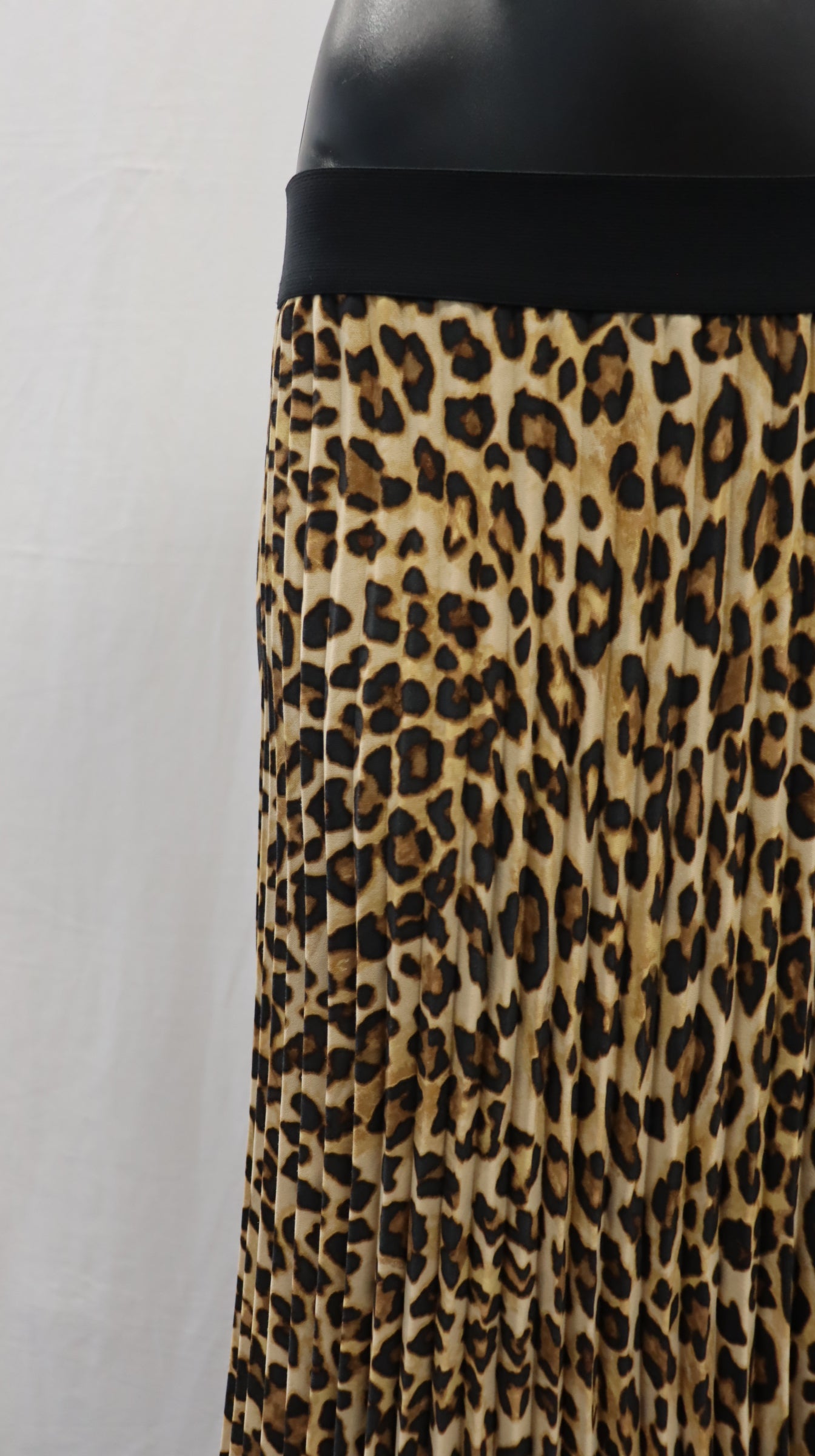 H & M Midi Skirt XL