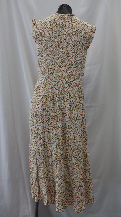 M A X Maxi Dress 16
