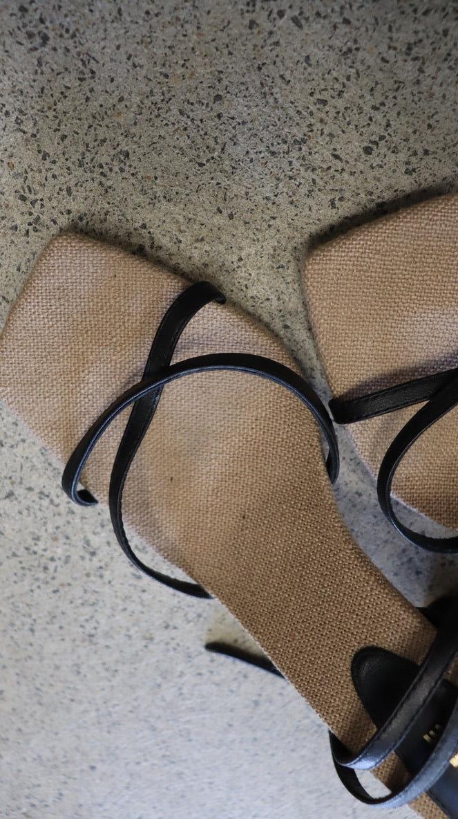 ALIAS MAE Heels 39